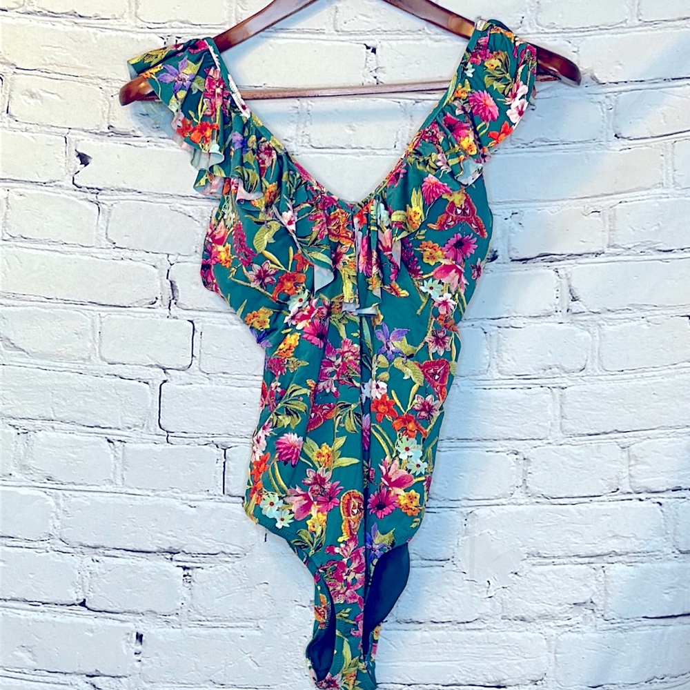 Jessica Simpson Green Pink Floral Ruffle Bathing Swimsuit Size Medium